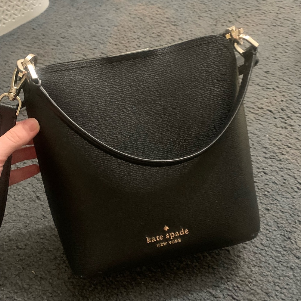 Kate spade Darcy bucket bag